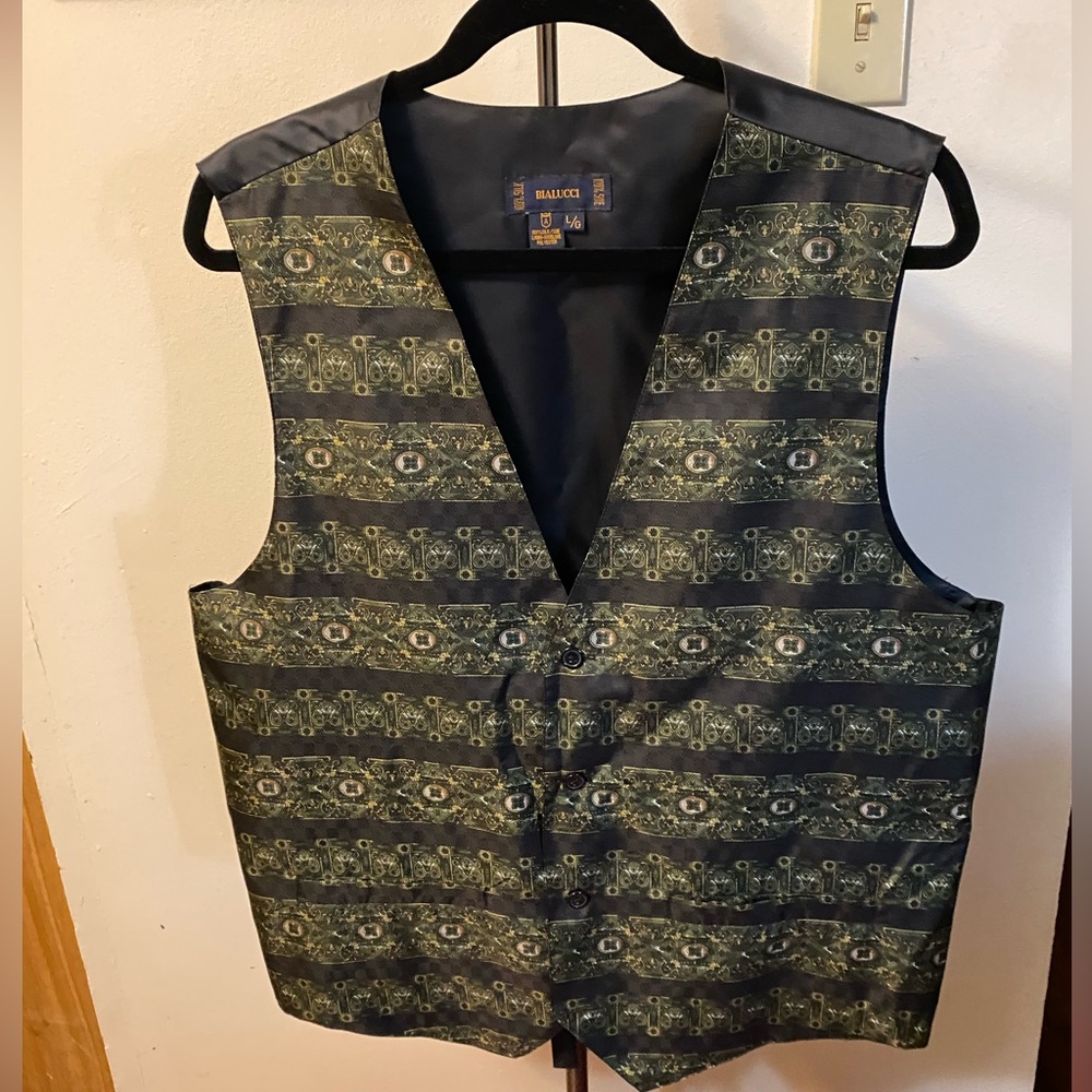 Bialucci Printed Vest